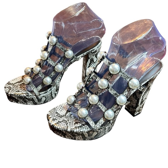 Karl lagerfeld Paris Africa Pearls black white 2 tone snake size 8 - Picture 6 of 11